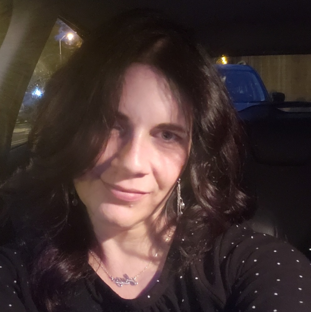 Meet your Posher, Lisa